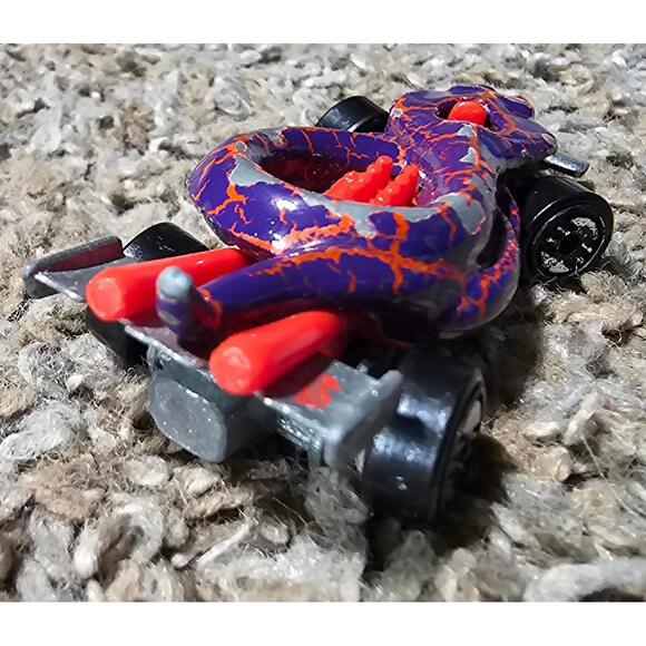 Mattel Hot Wheels Cobra Snake Car 1985 Bent Wheels - Picture 5 of 7